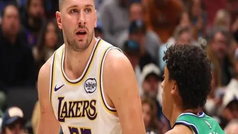 布云朝克特与王欣瑜在印第安维尔斯站取得首胜佳绩